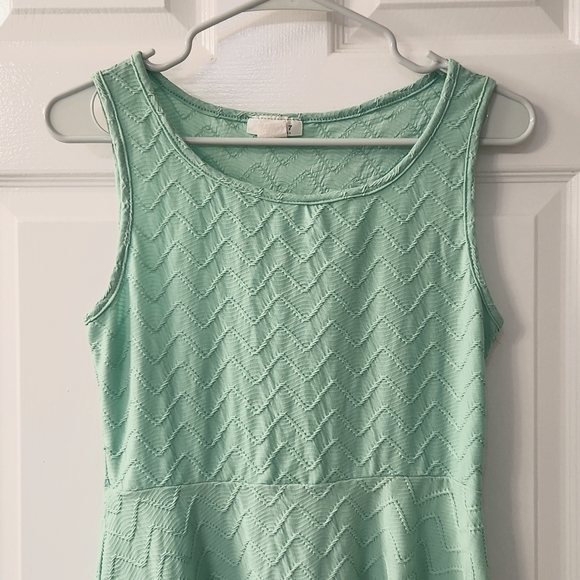 Mint Green Dress - Picture 3 of 4